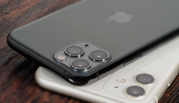 Na Slovensku sa vo veľkom predávali falošné výrobky značky Apple. Colníci zaistili vyše 15-tisíc falzifikátov