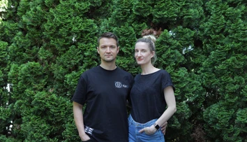 Adela a Viktor sú oficiálne rodičia: Život bez Maxa si nevieme predstaviť. Ľúbiť viac sa už nedá