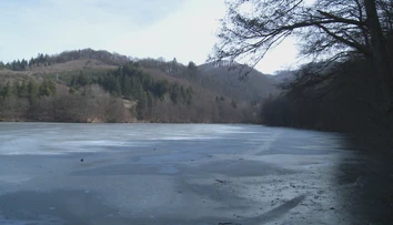 Vodná nádrž Halčianska je hrozbou pre obyvateľov obce. Stačí väčší dážď a vyleje sa