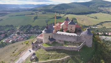 Žeriav na Krásnej hôrke nič nerobí. Napriek tomu zaň platíme tisíce eur