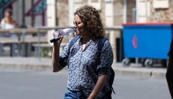 Nové zistenia prekvapili aj vedcov: Ak pijete vodu z plastových fliaš, riskujete zdravotné problémy