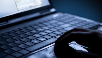 Masívny útok hackerov: Na dark web unikli odcudzené údaje o milióne kreditných kariet