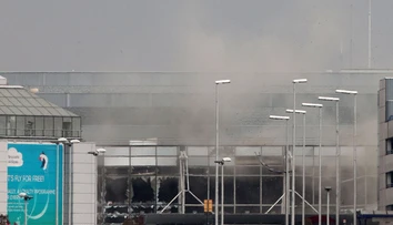 Styčný dôstojník bude verejne vypovedať o sledovaní útočníka z Bruselu