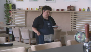 Pracujúcich so zdravotným postihnutím ženú do kúta. Podporu na ich platy majú sociálne podniky štátu vrátiť
