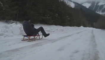 Na Liptove je najdlhšia sánkovačka. Vyskúšal si ju aj náš redaktor
