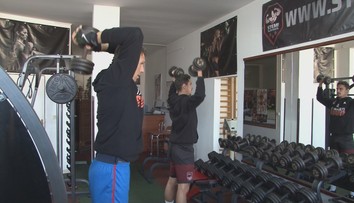 Najprísnejšie opatrenia platia na čoraz väčšom území Slovenska. Doplácajú na to aj športovci
