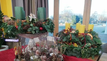 Adventná nedeľa sa blíži. Vyrobte si veniec a spoznajte tohtoročné trendy v dekoráciách