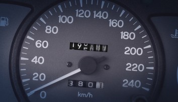 Koniec podvodom so stočenými tachometrami