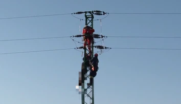 Tragédia na južnom Slovensku! Na stožiari viselo obhorené telo mladého muža