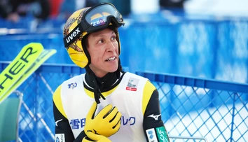 Čelil chudobe i tragédiám, je najstarším olympijským medailistom. Famózny Japonec nemá dosť ani v päťdesiatke