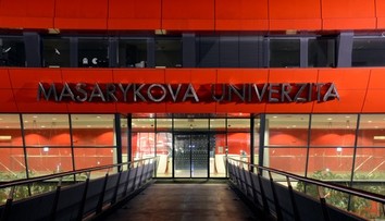Situácia je vážna. Česká univerzita evakuuje študentov