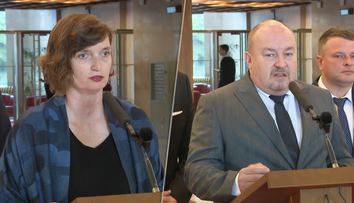 Toto sa musí skončiť, vyhlásila Plaváková. Huliak by sa podľa nej mal vzdať poslaneckého mandátu