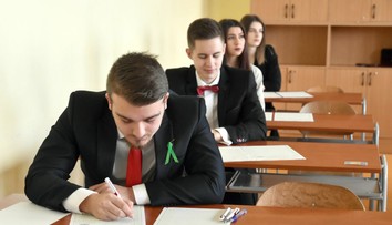 Maturantom vyžrebovali slohové témy zo slovenčiny: Ktorú by ste si vybrali?