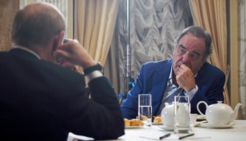Oliver Stone sa zastal Vladimira Putina: Nie je monštrum, je to len americká propaganda