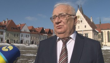 Mesto riadi 24 rokov. Primátorovi Bardejova poslanci nepridelili žiadnu odmenu