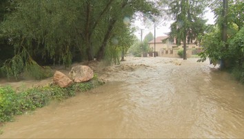 Obce pod Karpatami postihla povodeň, akú si tam nepamätajú. Z potokov sa stal nekontrolovateľný živel