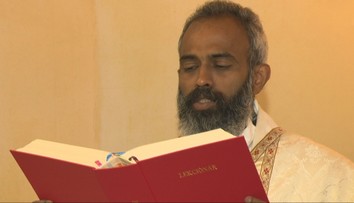 Na juhu Slovenska majú kňaza z Indie. Veriaci naňho nedajú dopustiť