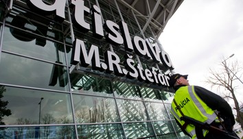 Medzi nakazenými sú aj mestský poslanec a ochrankár z bratislavského letiska