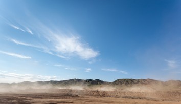 V púštnom prachu zaviatom do Európy našli nebezpečné mikroorganizmy