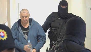 Kauzu hrobára sátorovcov musia pojednávať odznova