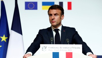Macron nevylučuje vyslanie vojakov na Ukrajinu. Malo by to byť na báze dobrovoľnosti