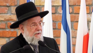 Hlavný rabín Tel Avivu mal pozitívny test na COVID po tom, čo dostal dve dávky vakcíny