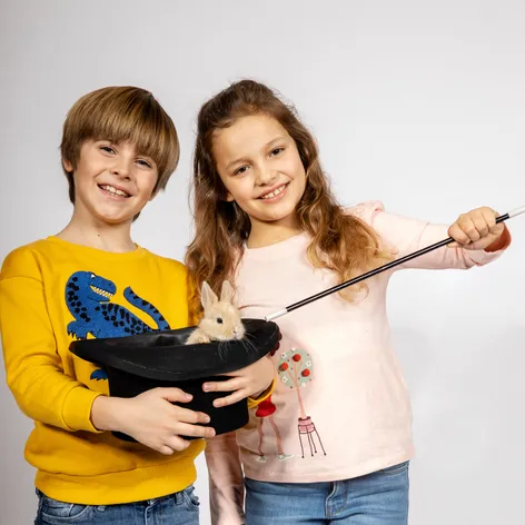 Detské seriálové hviezdy si veľkonočné fotenie užívali
