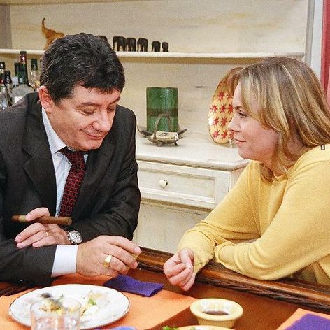 Tarık Ünlüoğlu v seriáli V objatí hodvábu
