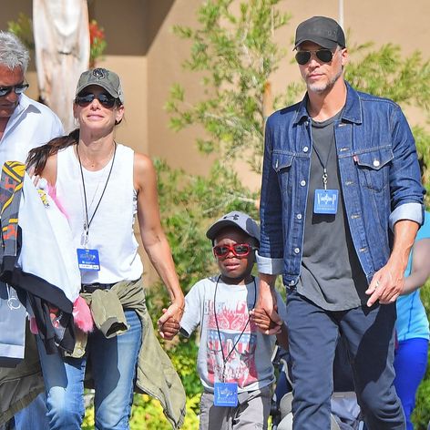 Zomrel dlhoročný partner Sandry Bullock, Bryan Randall