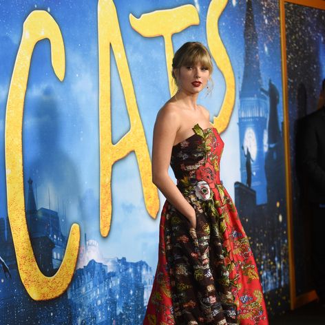 Taylor Swift na newyorskej premiére muzikálu Cats