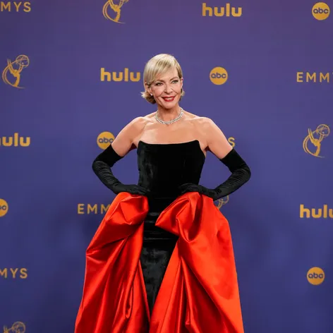 moda EMMY