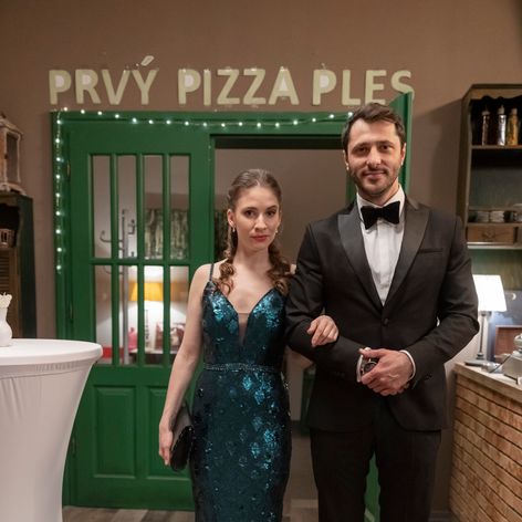 Ema (Janka Kovalčíková) a Alex (Braňo Deák)