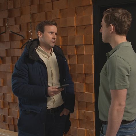 Tomáš sa prišie pokúsiť s Norom dohodnúť.