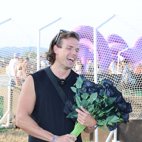 Radko na festivale Grape rozdával ruže a vymenil si bozky s Marcelou