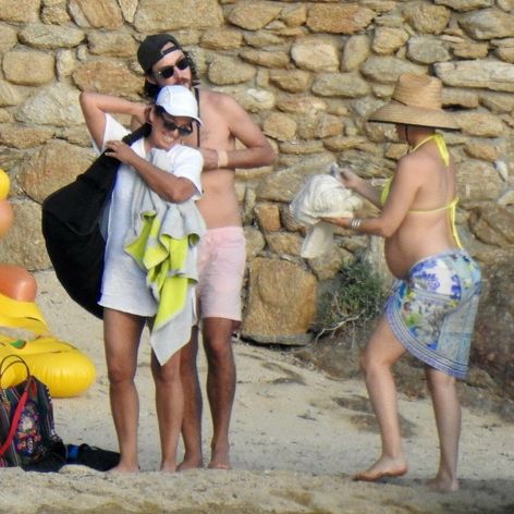 Kate Hudson oddychuje na gréckom ostrove.