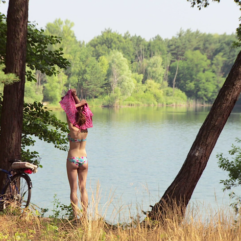 Mária Bartalos v plavkách v Kukučke