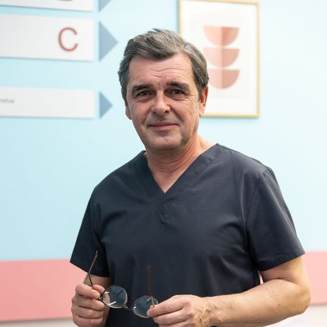 Peter Kočiš ako Staviarsky