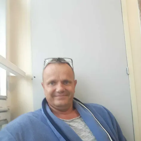 Milan pred operáciou