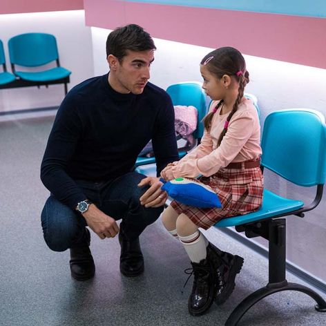 Hanka si už vybrala brata. Toto je on