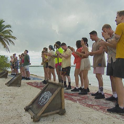 Titáni zaspievali svoju hmynu a Lovcom sa to veľmi nepáčilo.