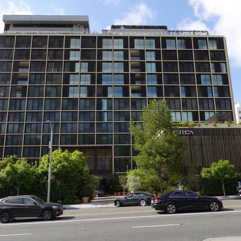 Miesto, kde okradli Lily Collins