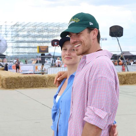 Adam Bardy s manželkou Bibi na festivale Grape