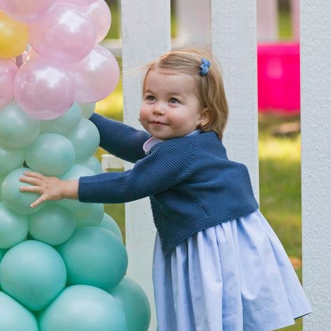 Princ George a princezná Charlotte