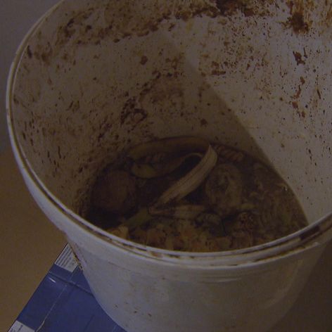 Špina v domácnosti v Zámene manželiek