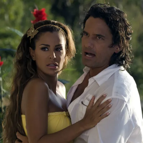 More lásky - Coral a Víctor Manuel (Ninel Conde a Mario Cimarro)