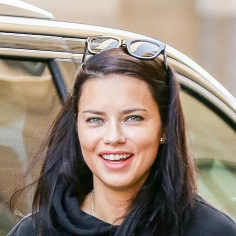 Adriana Lima predtým, ako čakala tretie dieťatko