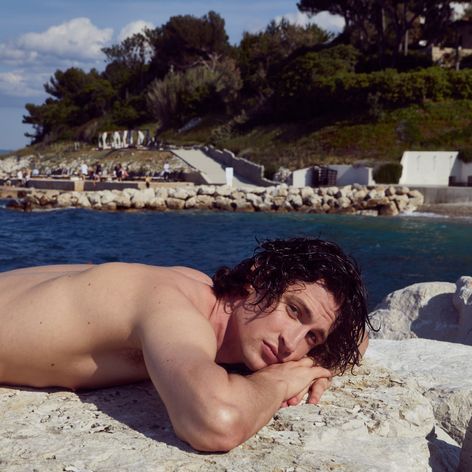 Fotenie hercov zo seriálu Pán profesor v Chorvátsku