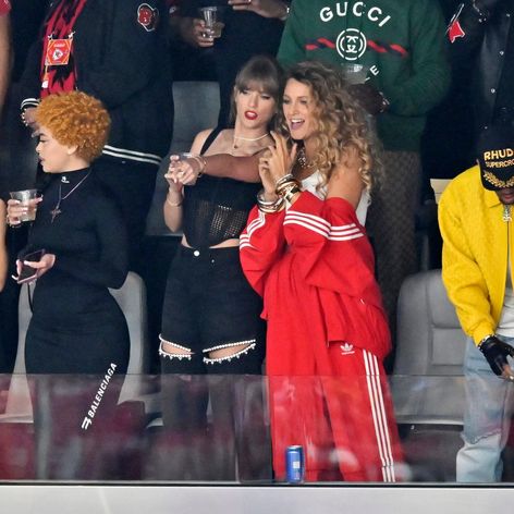 Taylor Swift s Blake Lively na Super Bowl