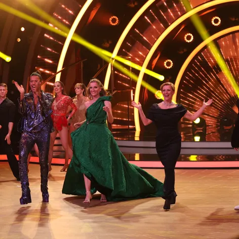 Porota Let's Dance
