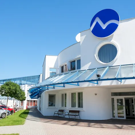 Nové logo na budove televízia Markíza
